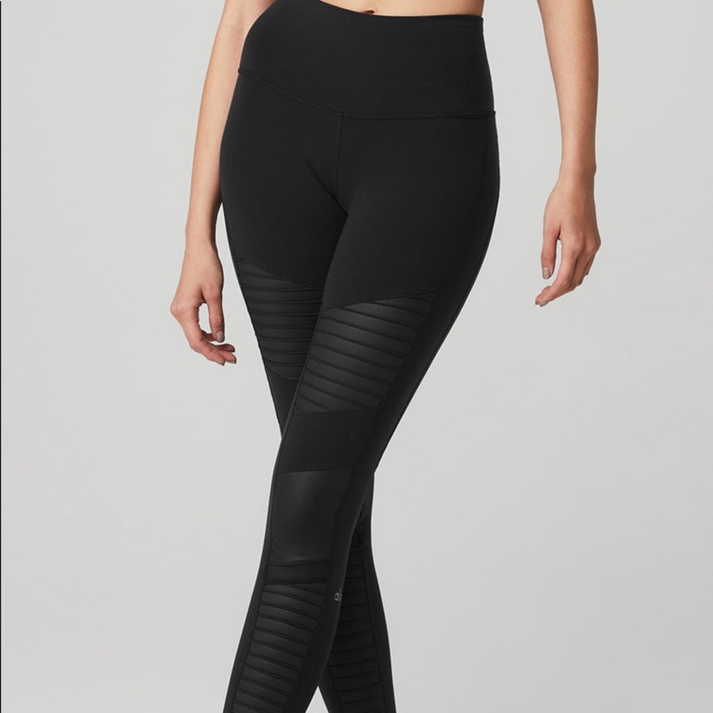 NWOT Alo Yoga Moto High Rise
